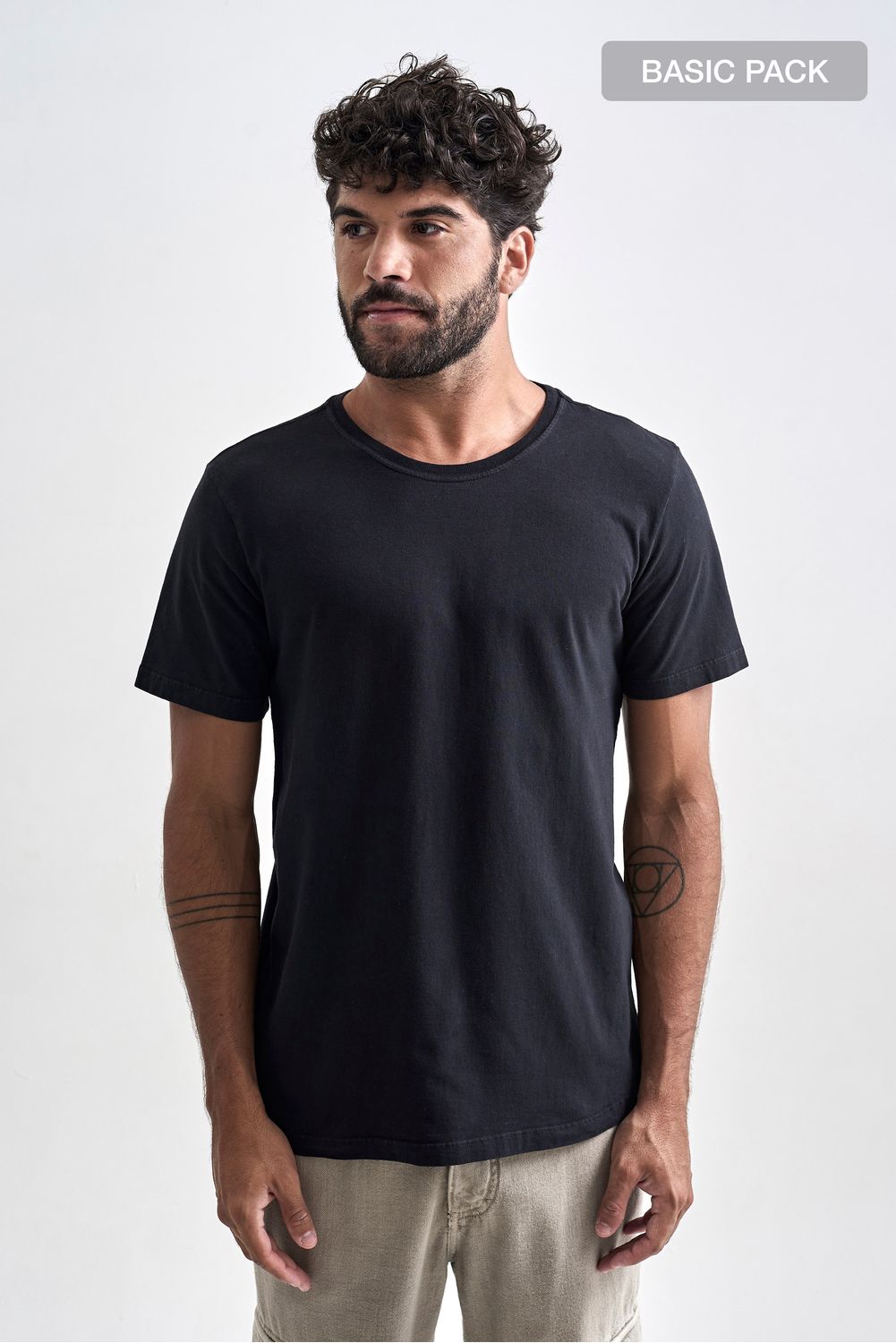 AUSTRAL_24043071851.jpg AUSTRAL_24043071851.jpg