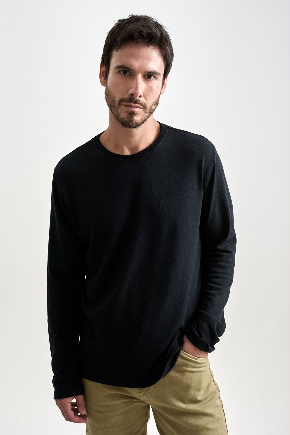 18060317_C02_3.jpg 18060317_C02_3.jpg