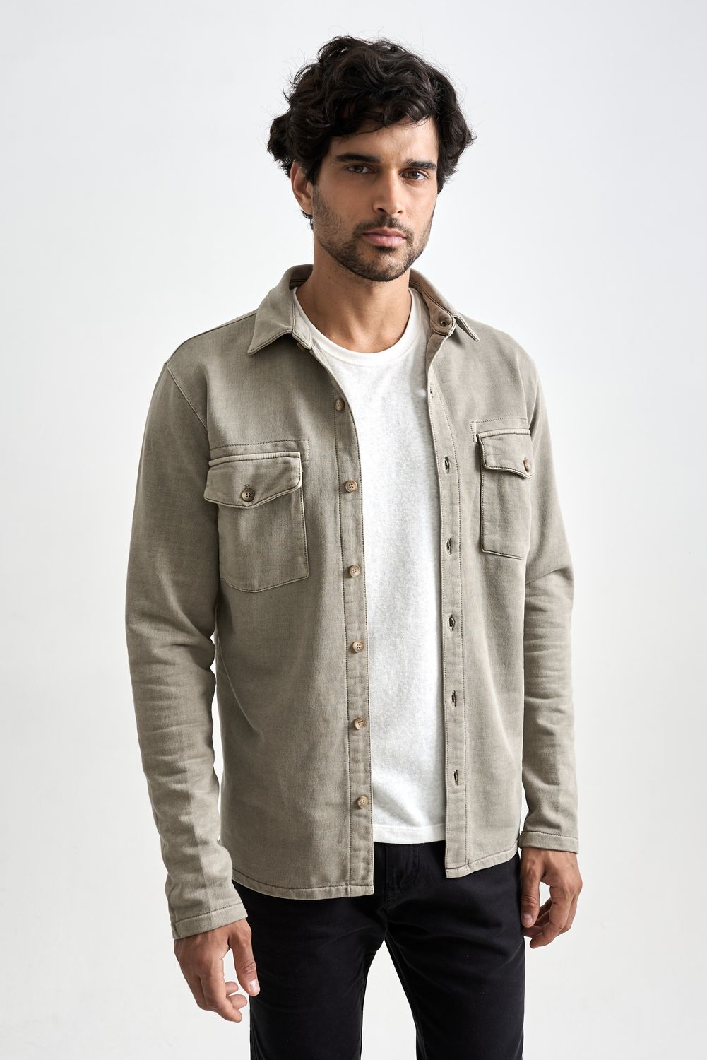 18030016_C08_3.jpg 18030016_C08_3.jpg