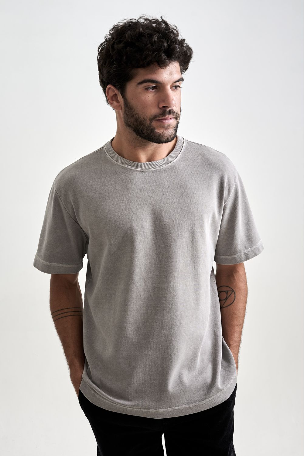 11060102_C08_3.jpg 11060102_C08_3.jpg