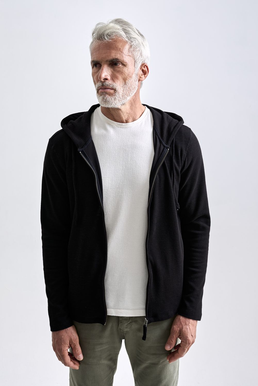 AUSTRAL_2406259795 AUSTRAL_2406259795