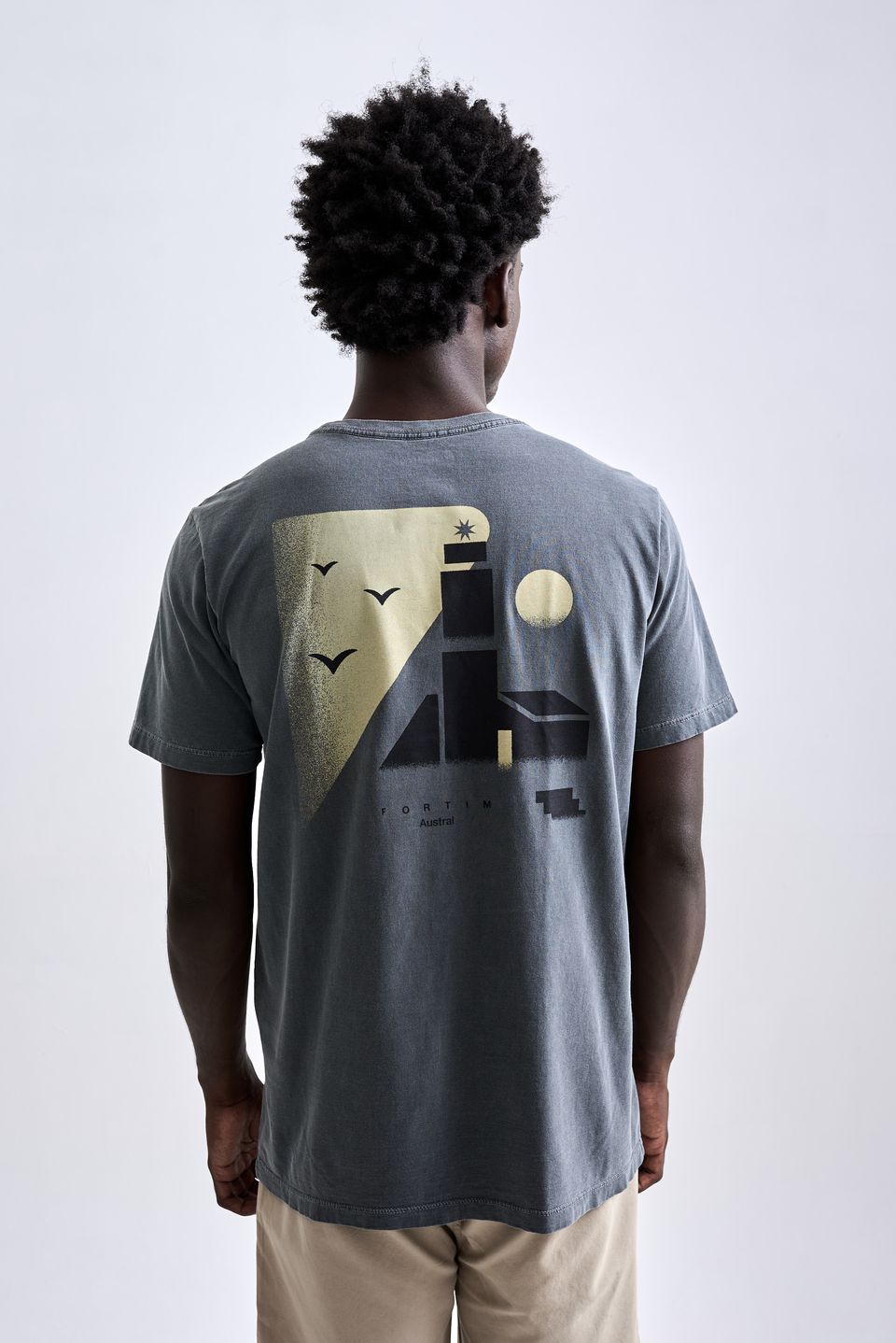 Camiseta Fortim Stone Cinza Old