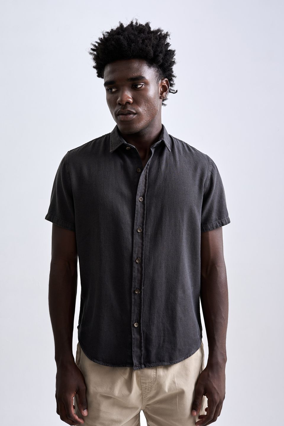 Camisa Monterey Manga Curta Preto