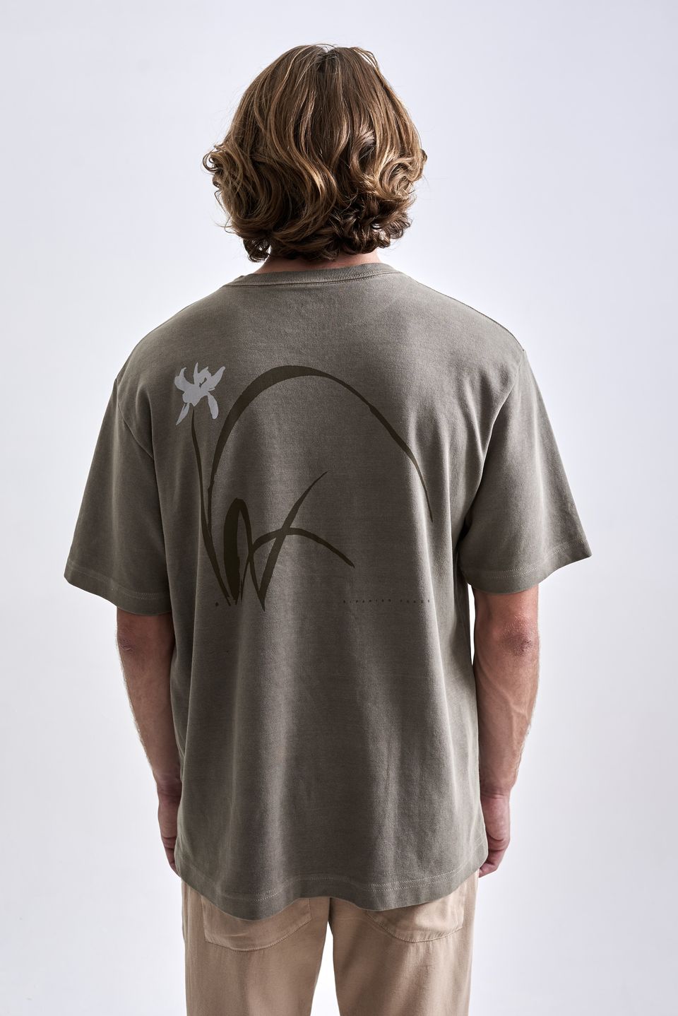 Camiseta Oversized Riparian Ii Stone Verde Escuro